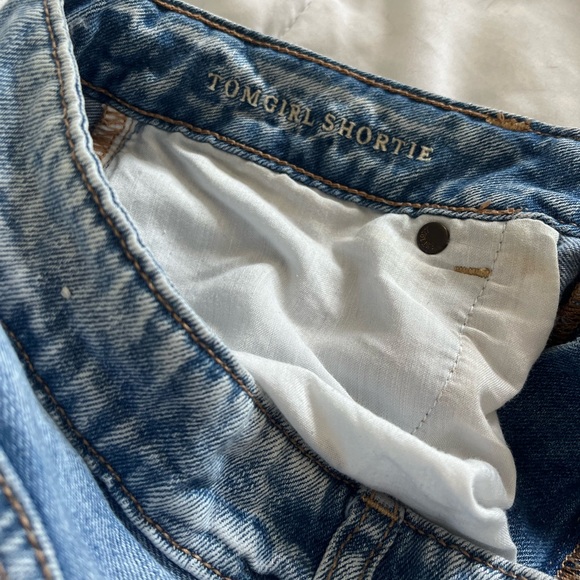 AMERICAN EAGLE TOMGIRL SHORTIE ✨ - Picture 2 of 4